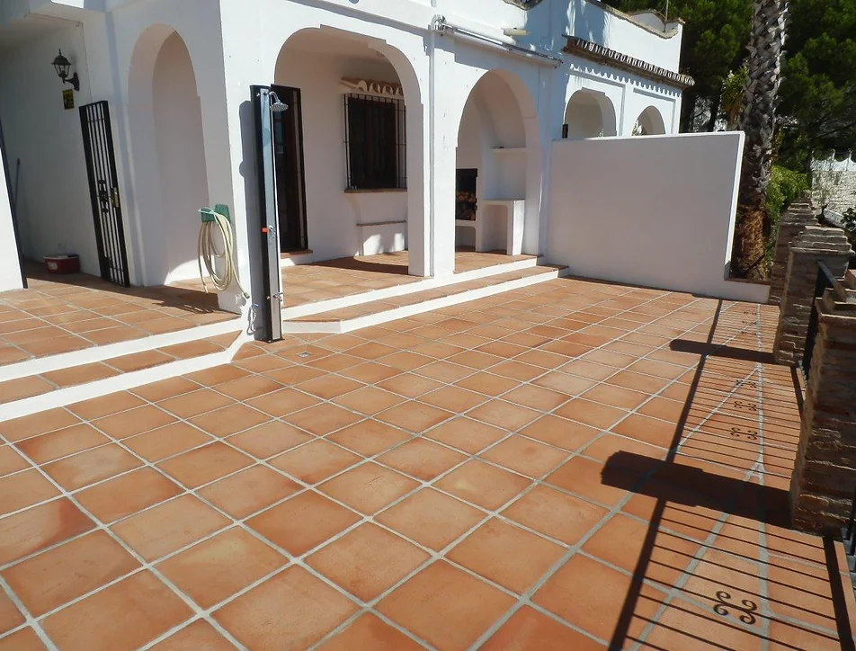 OCS - Constructions and services - PROJECTS - Exterior refurbishment in Mijas la Nueva
