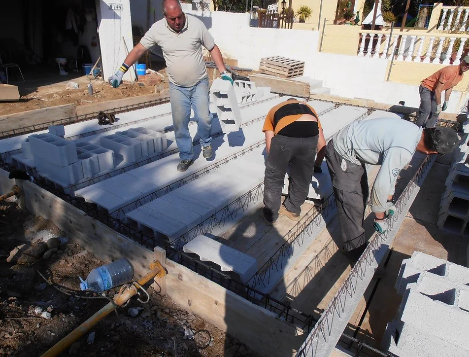 OCS - Construcciones y servicios - PROYECTOS - Reforma exteriores y garaje El Lagarejo