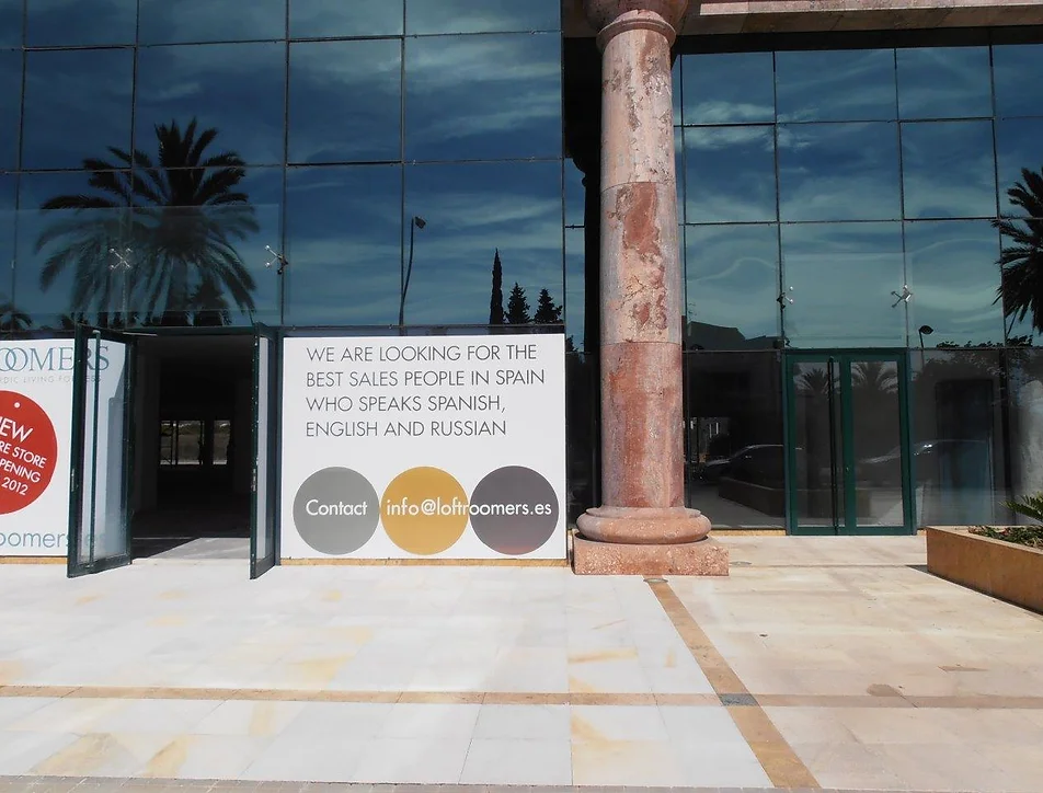OCS - Construcciones y servicios - PROYECTOS - Reforma local tienda muebles en Marbella